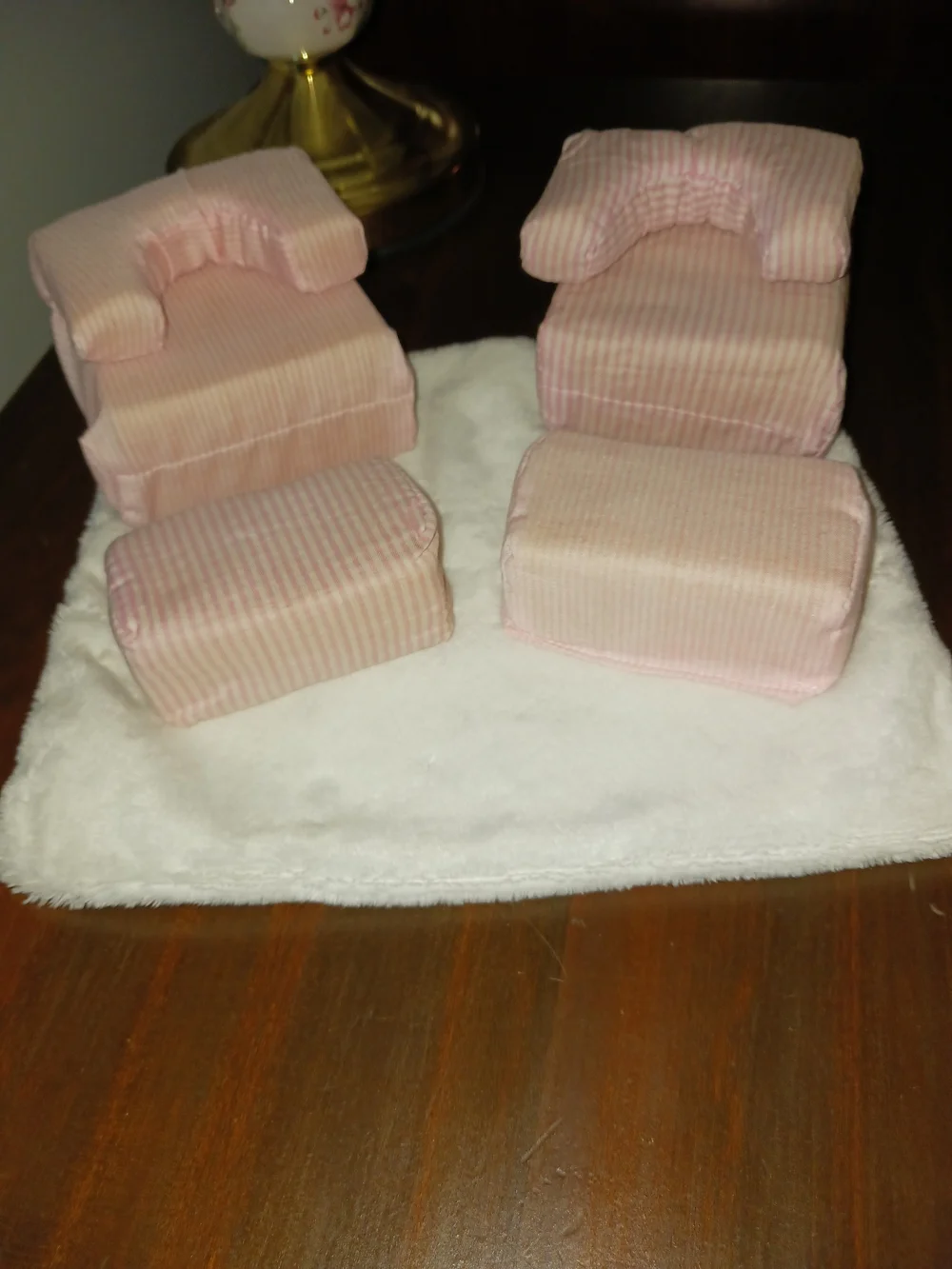 Barbie Doll Size Soft Plush Chairs With Ottomans And Soft White Rug